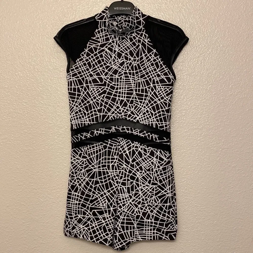 WEISSMAN Dance Costume biketard acro Radioactive  11828 Black white child- XLC